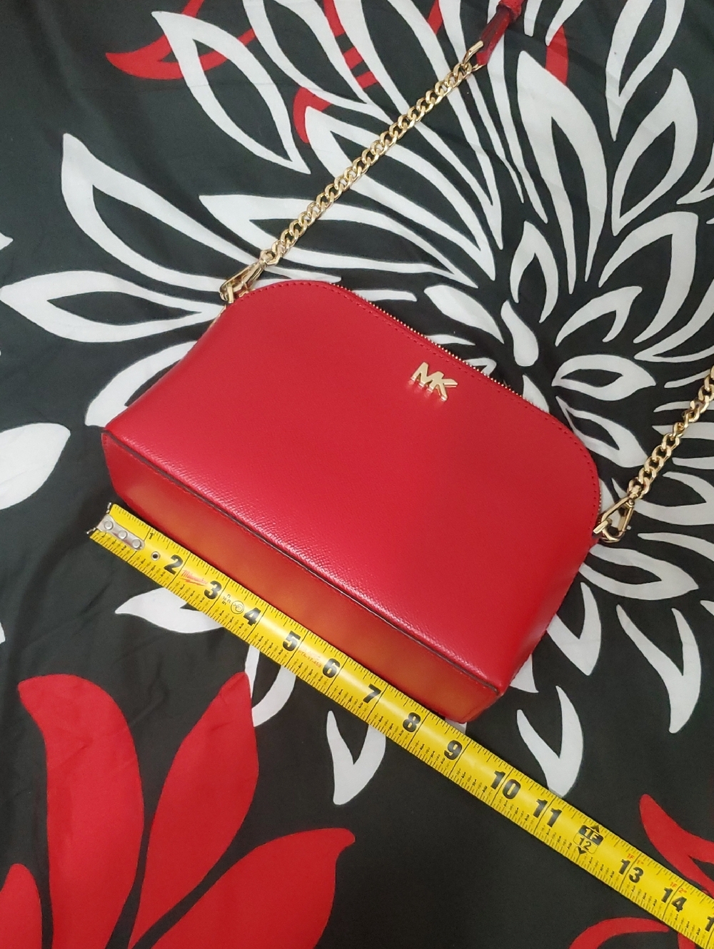Michael Kors Red Dome Crossbody Bag with Gold MK and Chain Strap - Picture 3 of 6